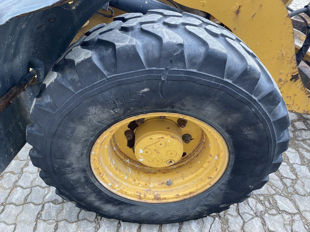 Minilaster Caterpillar 908 H2