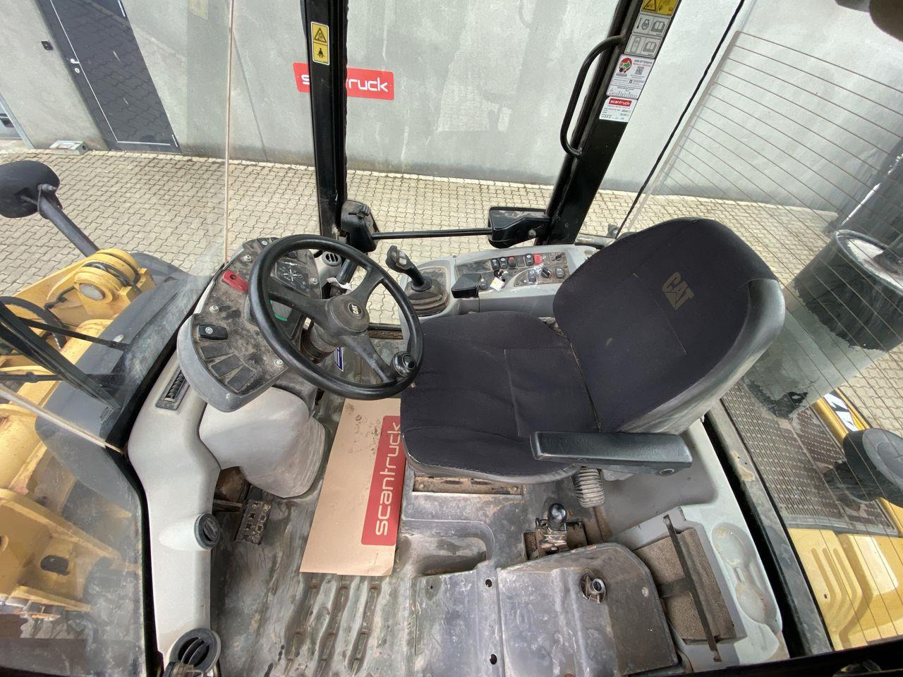 Minilaster Caterpillar 908 H2