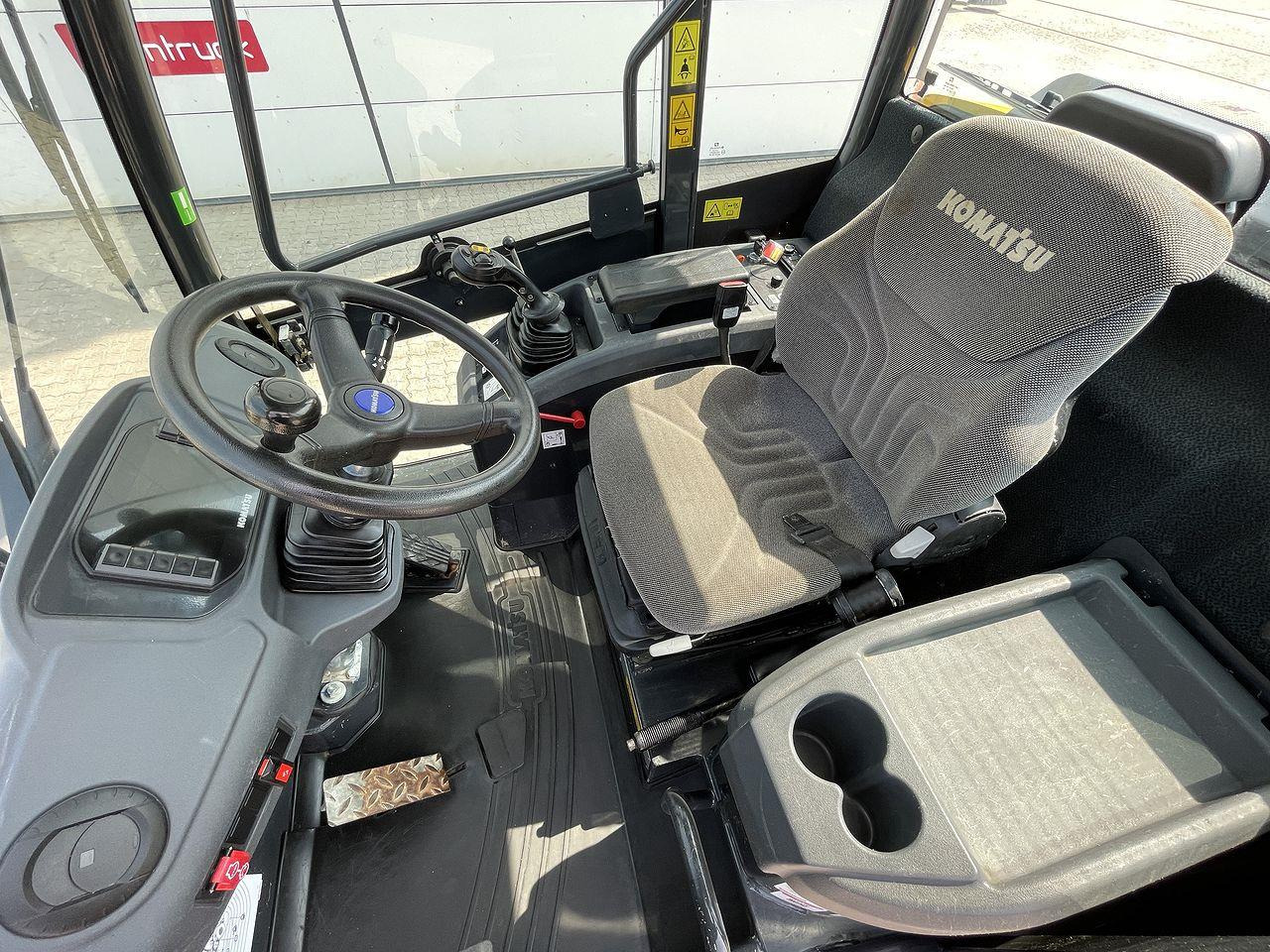 Minilaster Komatsu WA70M-8EO