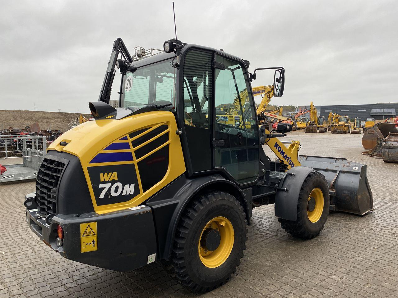 Minilaster Komatsu WA70M-8EO