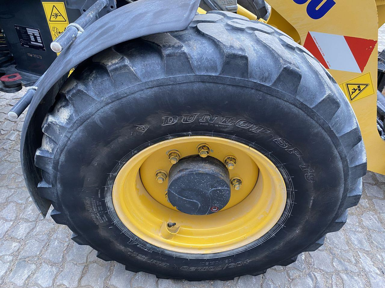 Minilaster Komatsu WA80M-8EO