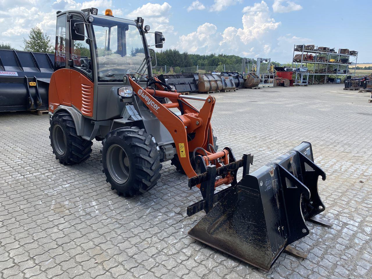 Minilaster Weycor AR320 Cab