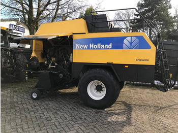 New Holland BB 940 A - Firkantpresse: bilde 1