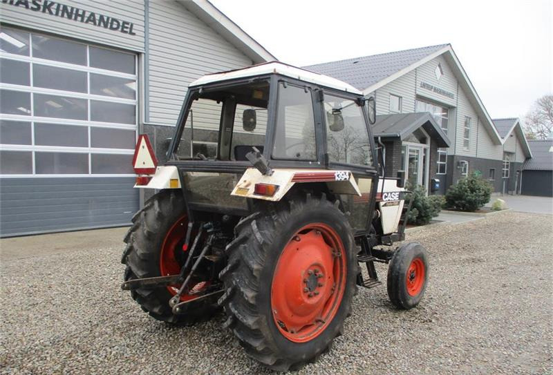 Traktor CASE 1394 HydraShift, med gode dæk