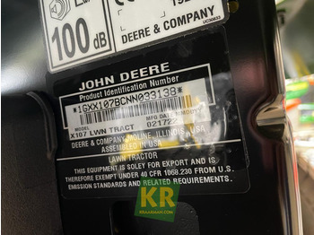 X107 John Deere  - Gressklipper