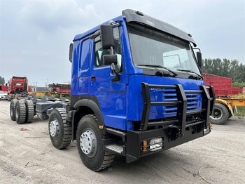 Chassis lastebil for transport av tunge maskiner SINOTRUK HOWO 371 Chassis truck: bilde 1
