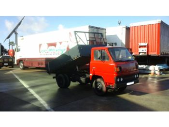 MITSUBISHI Canter left hand drive FE110 2.7 diesel 6 tyres 3 way - Tippbil