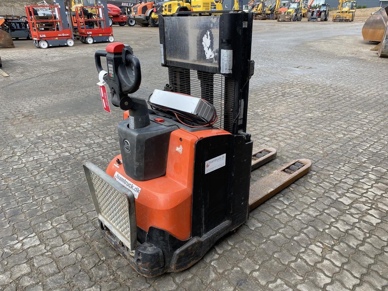 Lagerutstyr Toyota BT Staxio