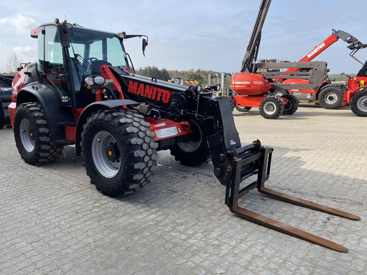 Teleskoplastere Manitou MLA-T533-145V+ ELITE ST5