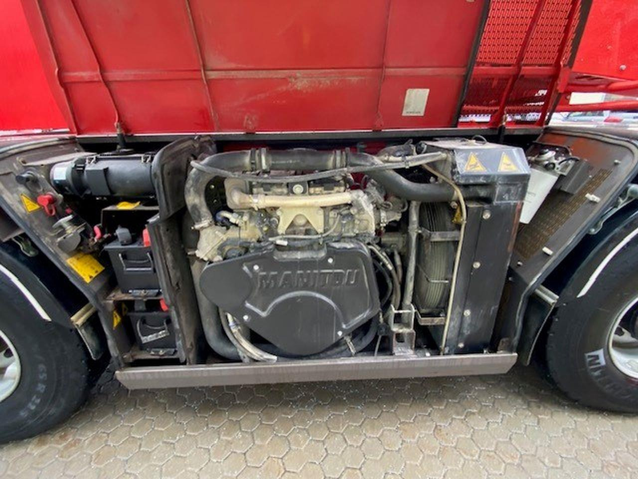 Teleskoplastere Manitou MRT2470P+ ST4
