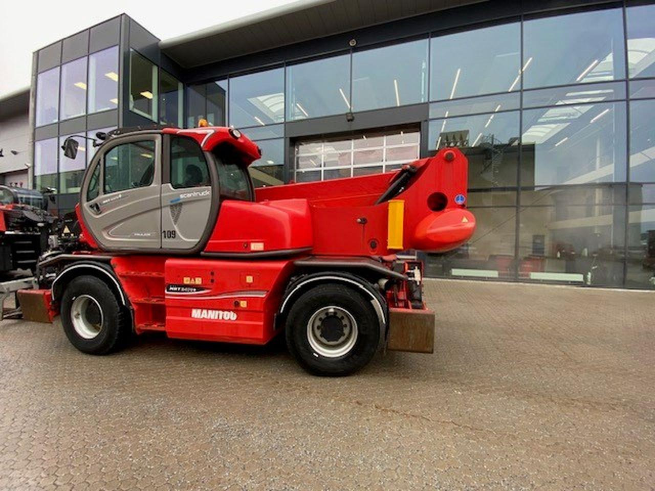 Teleskoplastere Manitou MRT2470P+ ST4