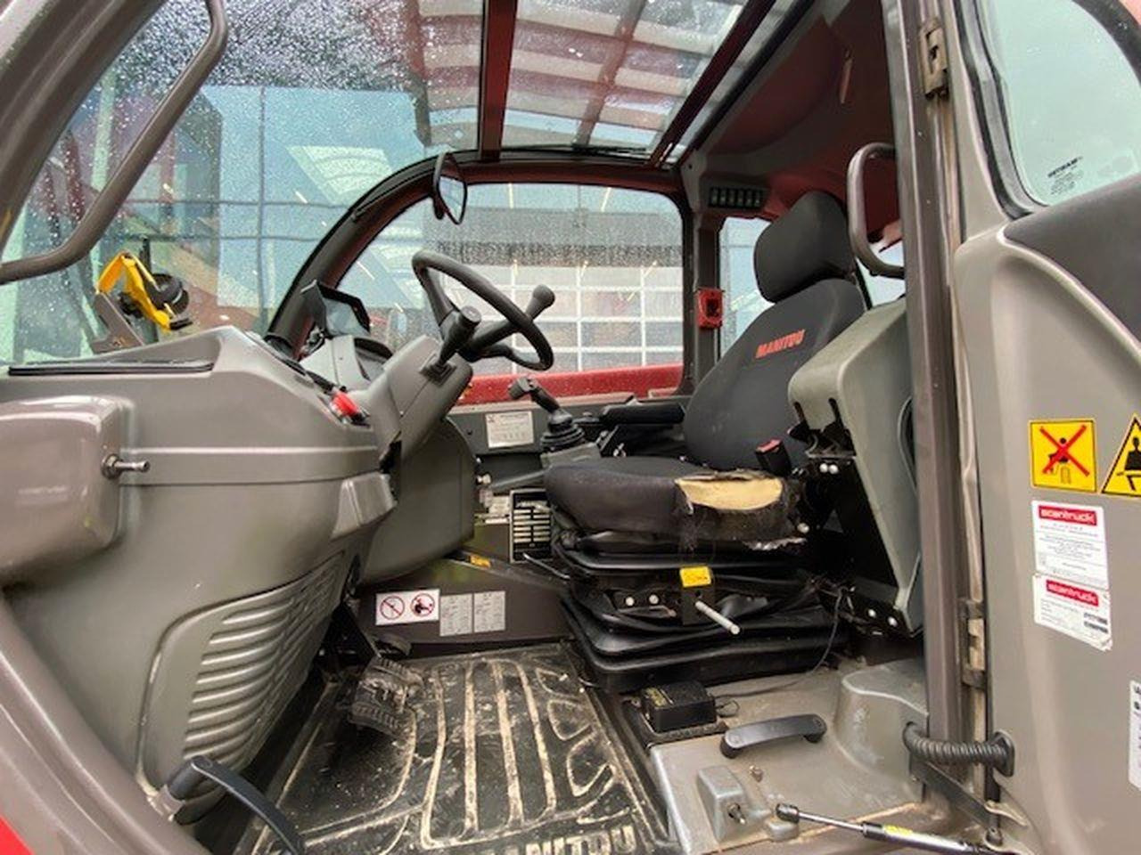 Teleskoplastere Manitou MRT2470P+ ST4