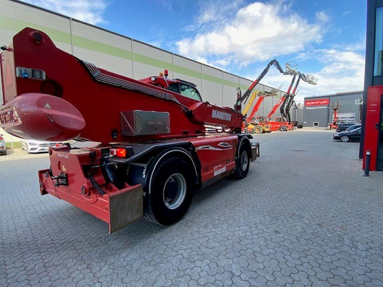 Teleskoplastere Manitou MRT2470 P+
