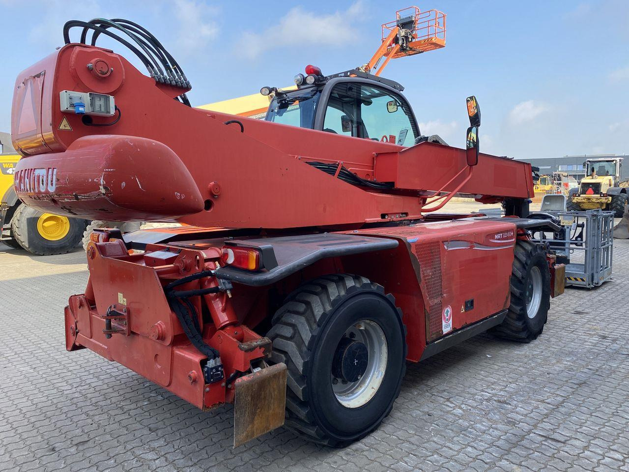Teleskoplastere Manitou MRT2540P+ ST4