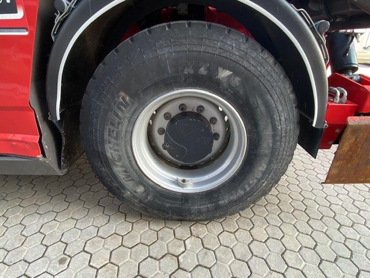 Teleskoplastere Manitou MRT2550P+ ST4