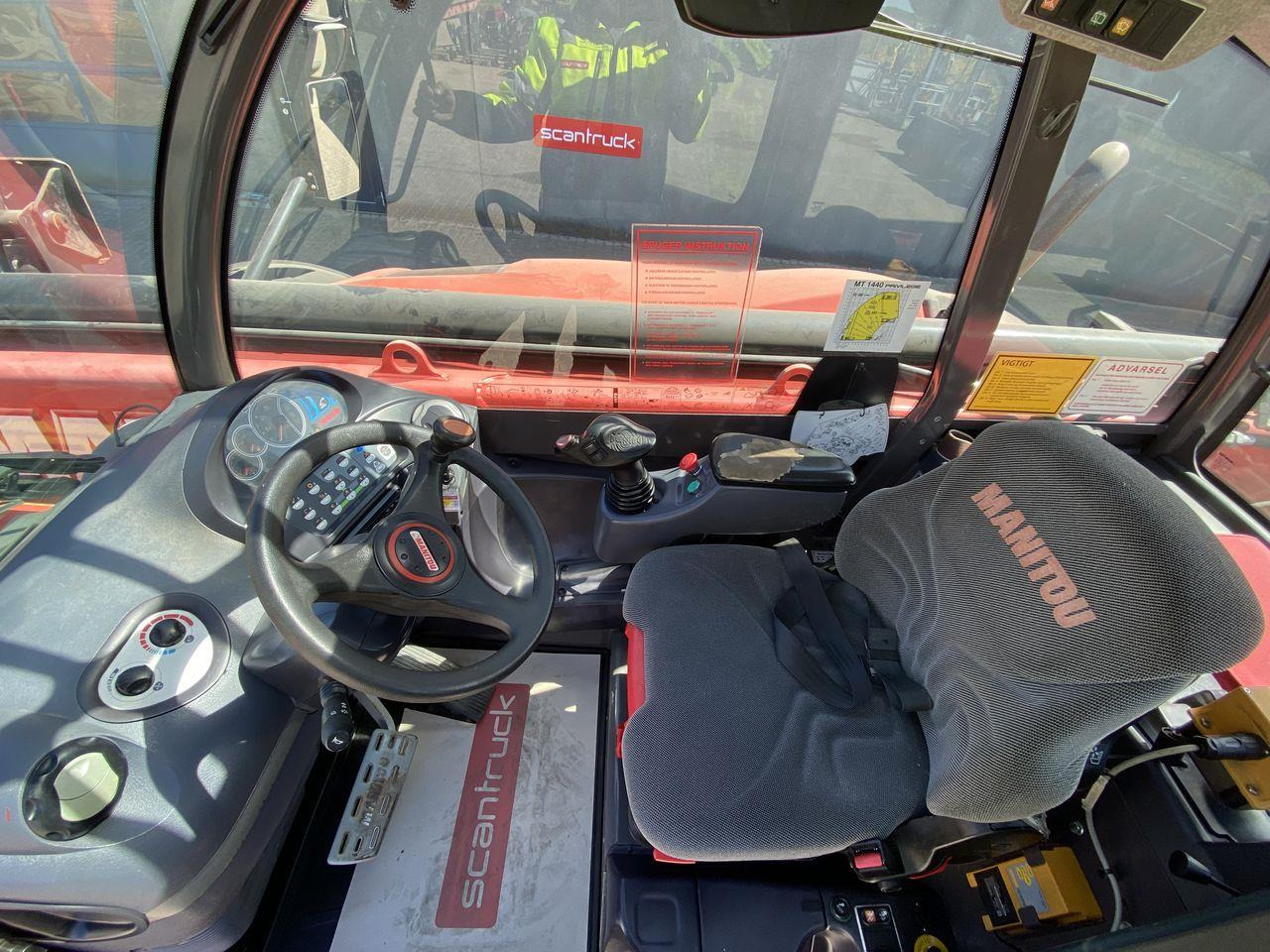 Teleskoplastere Manitou MT1440A ST3B