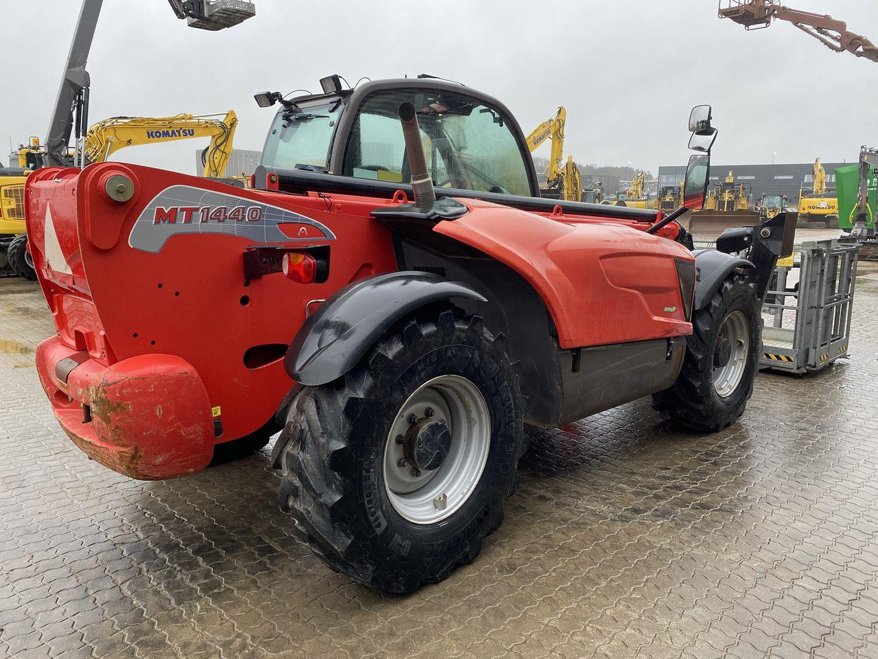 Teleskoplastere Manitou MT1440A ST3B