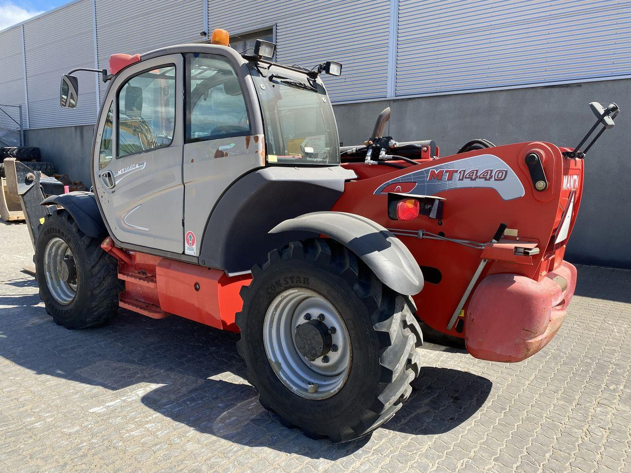 Teleskoplastere Manitou MT1440A ST3B