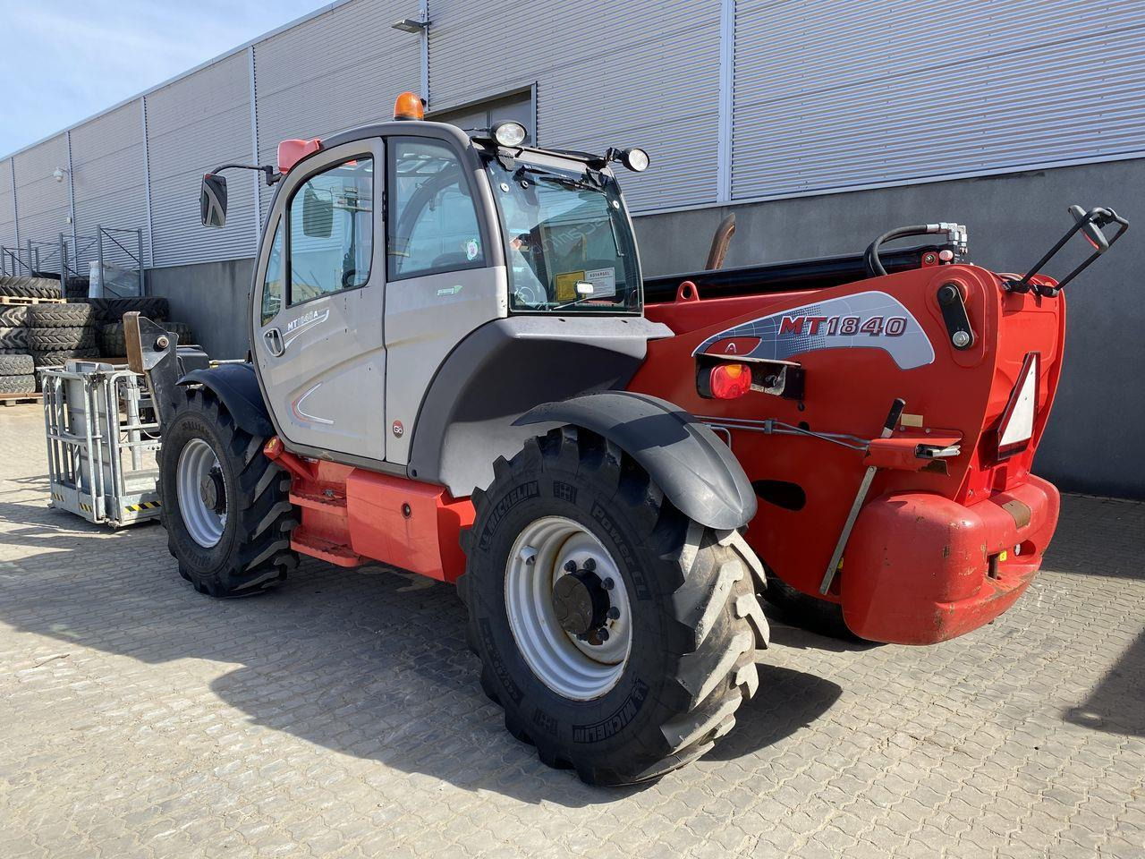 Teleskoplastere Manitou MT1840A ST3B