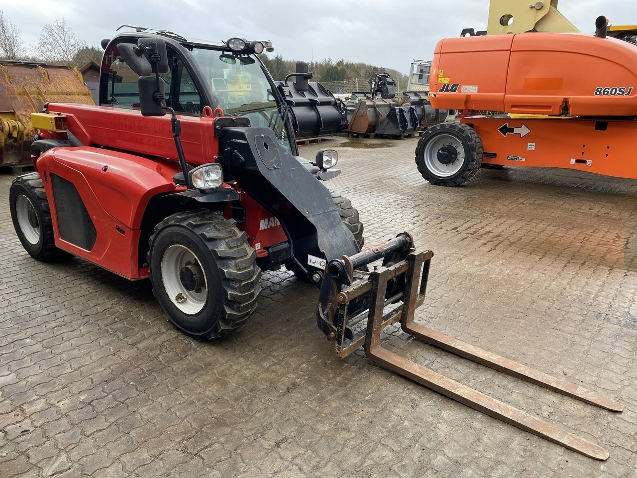 Teleskoplastere Manitou MT420H Comfort