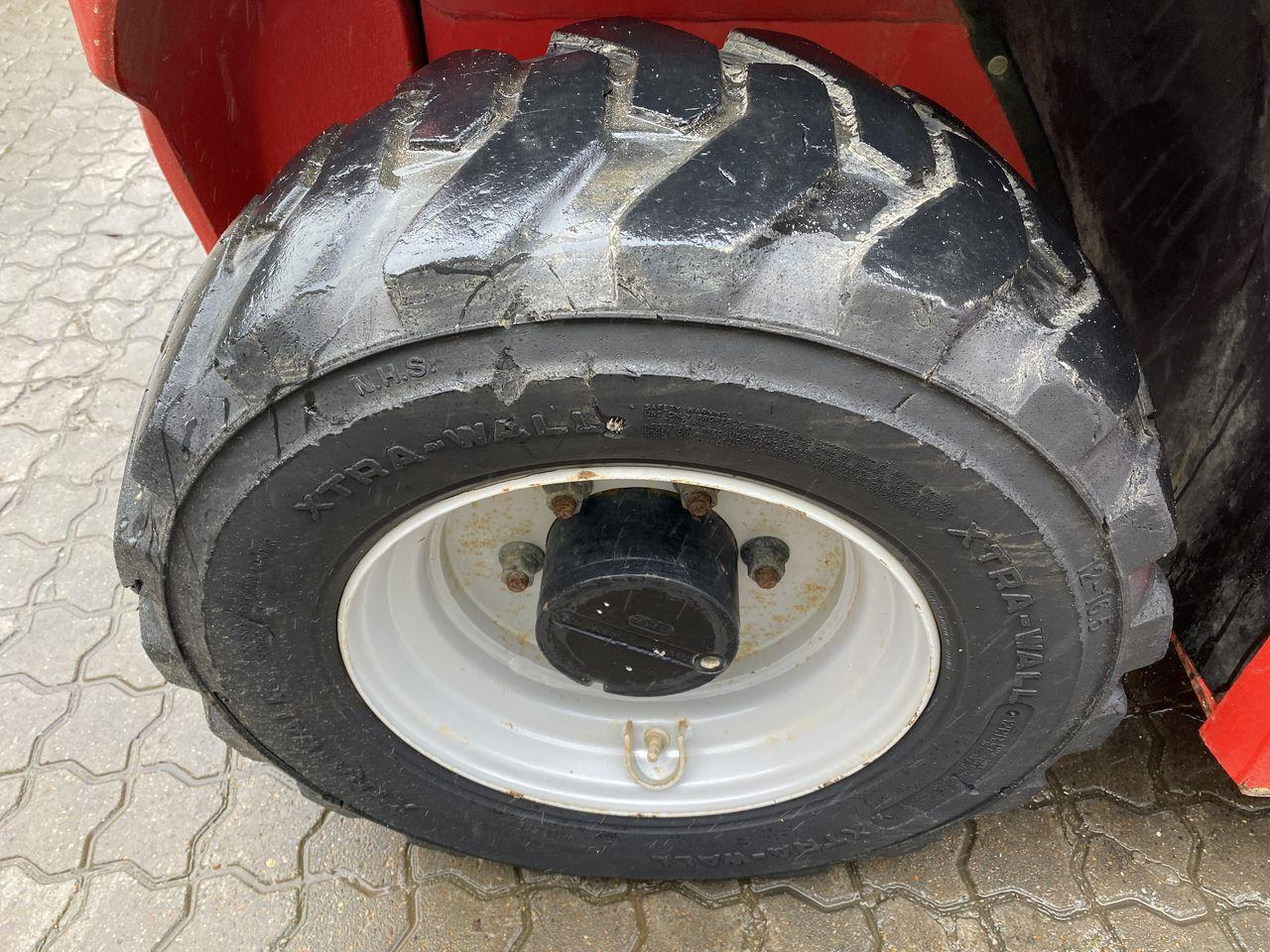 Teleskoplastere Manitou MT420H Comfort