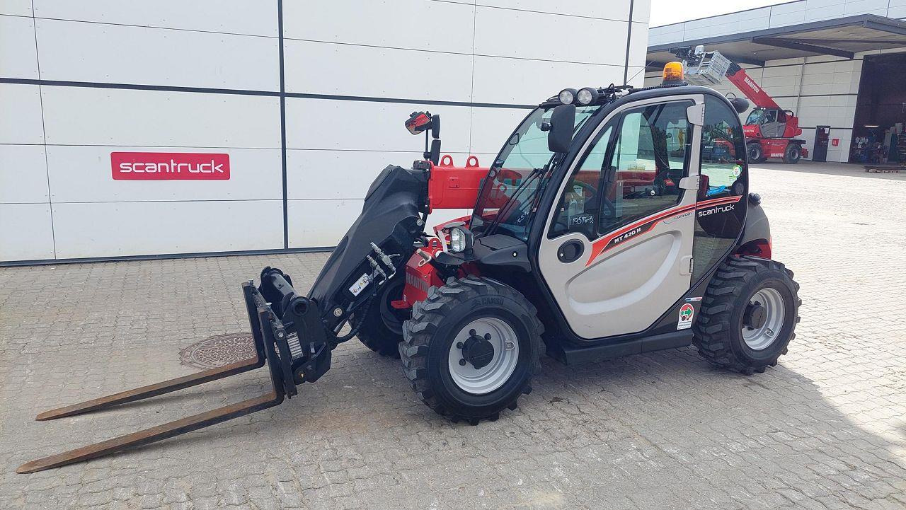 Teleskoplastere Manitou MT420H Comfort ST5