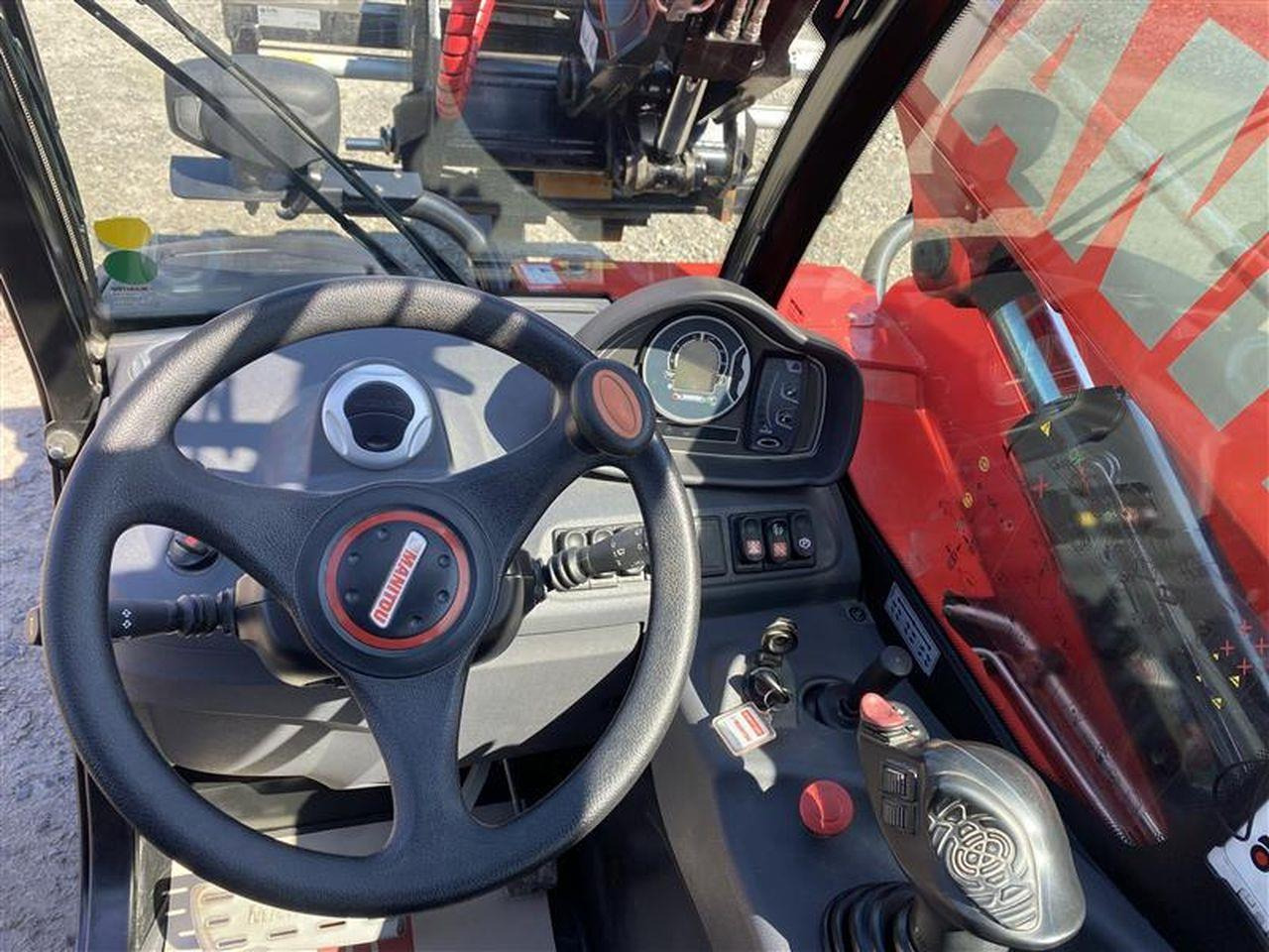Teleskoplastere Manitou MT625H COMFORT ST5