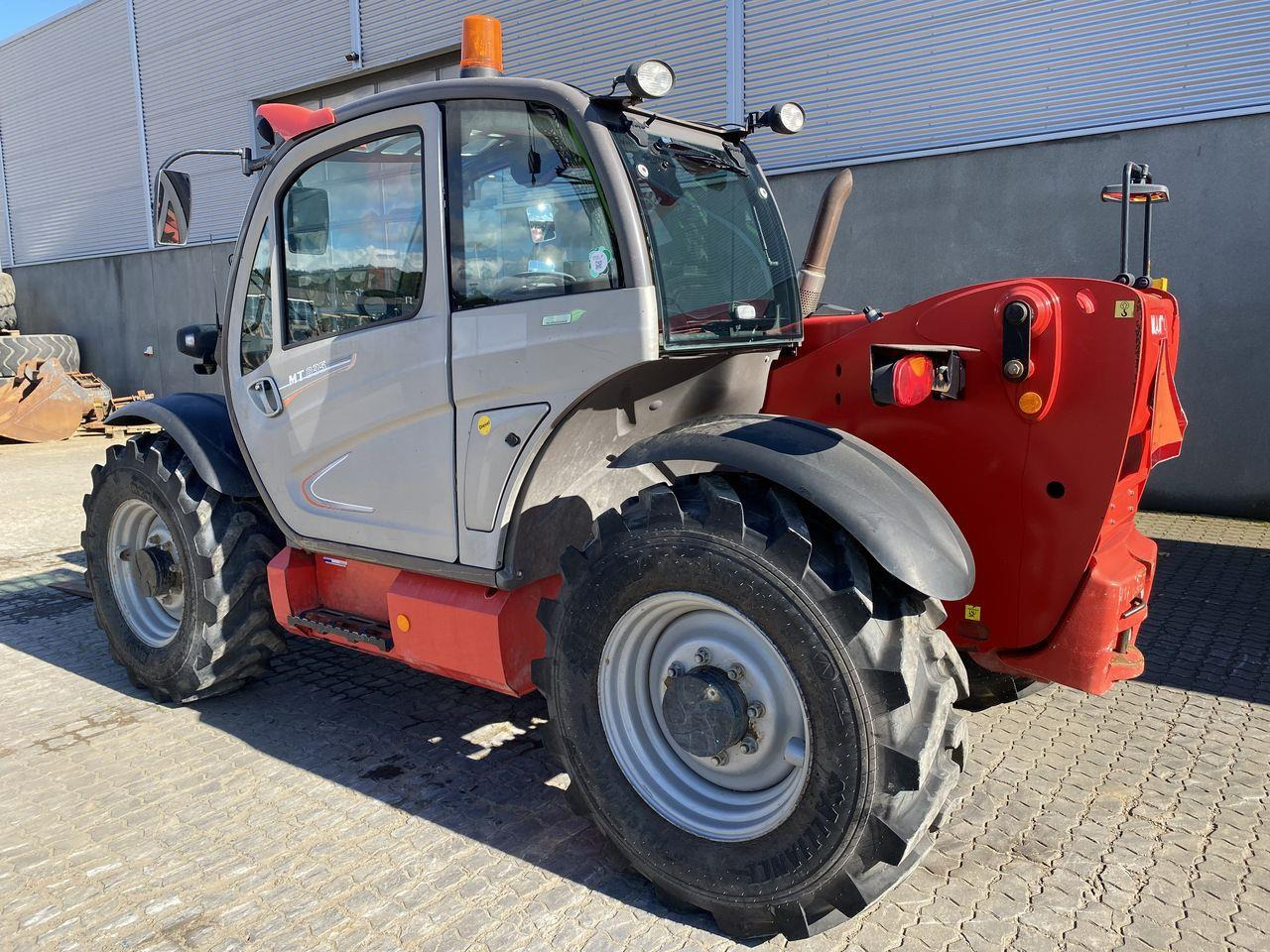 Teleskoplastere Manitou MT835 ST3B