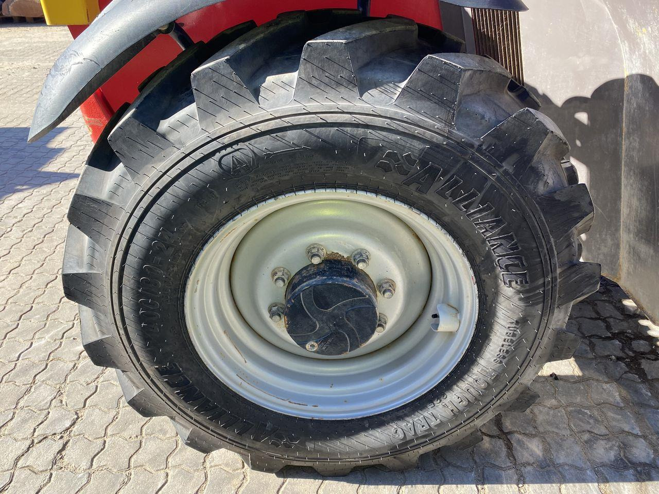 Teleskoplastere Manitou MT835 ST3B