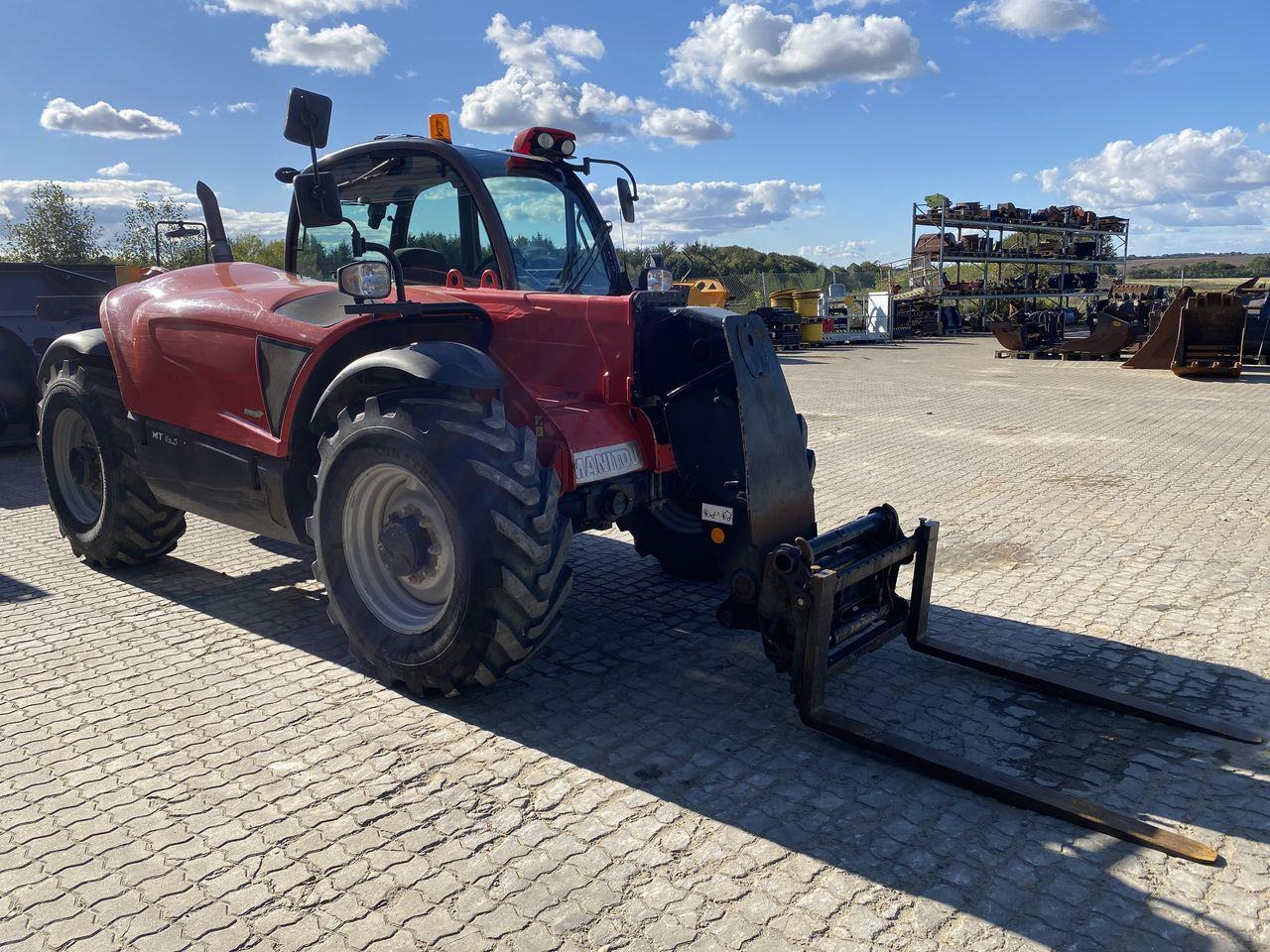 Teleskoplastere Manitou MT835 ST3B