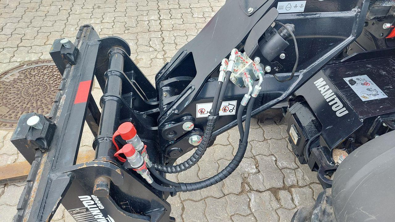 Teleskoplastere Manitou ULM415H Comfort ST5