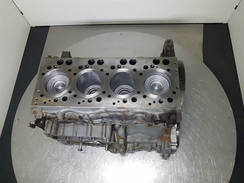 Motor for Bygg og anlegg Claas TORION1812-D934A6-Crankcase/Unterblock/Onderblok: bilde 10