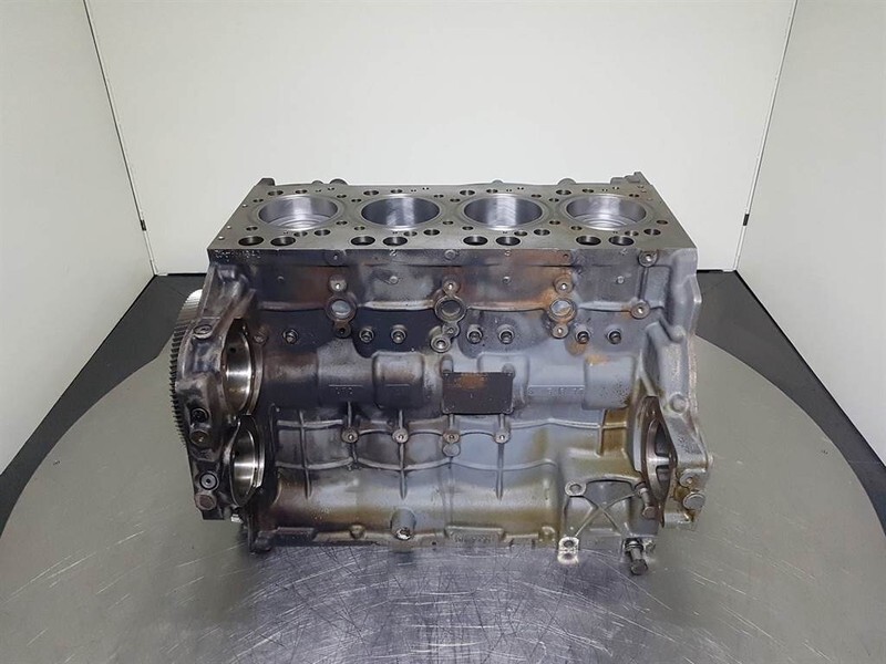 Motor for Bygg og anlegg Claas TORION1812-D934A6-Crankcase/Unterblock/Onderblok: bilde 7