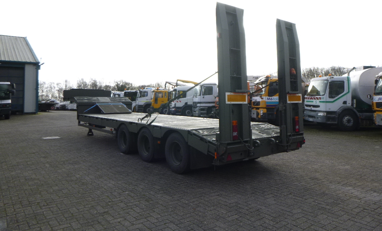 Lavloader semitrailer Broshuis 3-axle semi-lowbed trailer E-2130 / 73 t + ramps: bilde 4