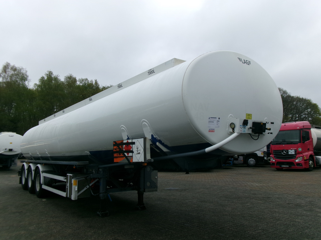 Tanksemi for transport av drivstoff L.A.G. Fuel tank alu 42 m3 / 6 comp + pump: bilde 2