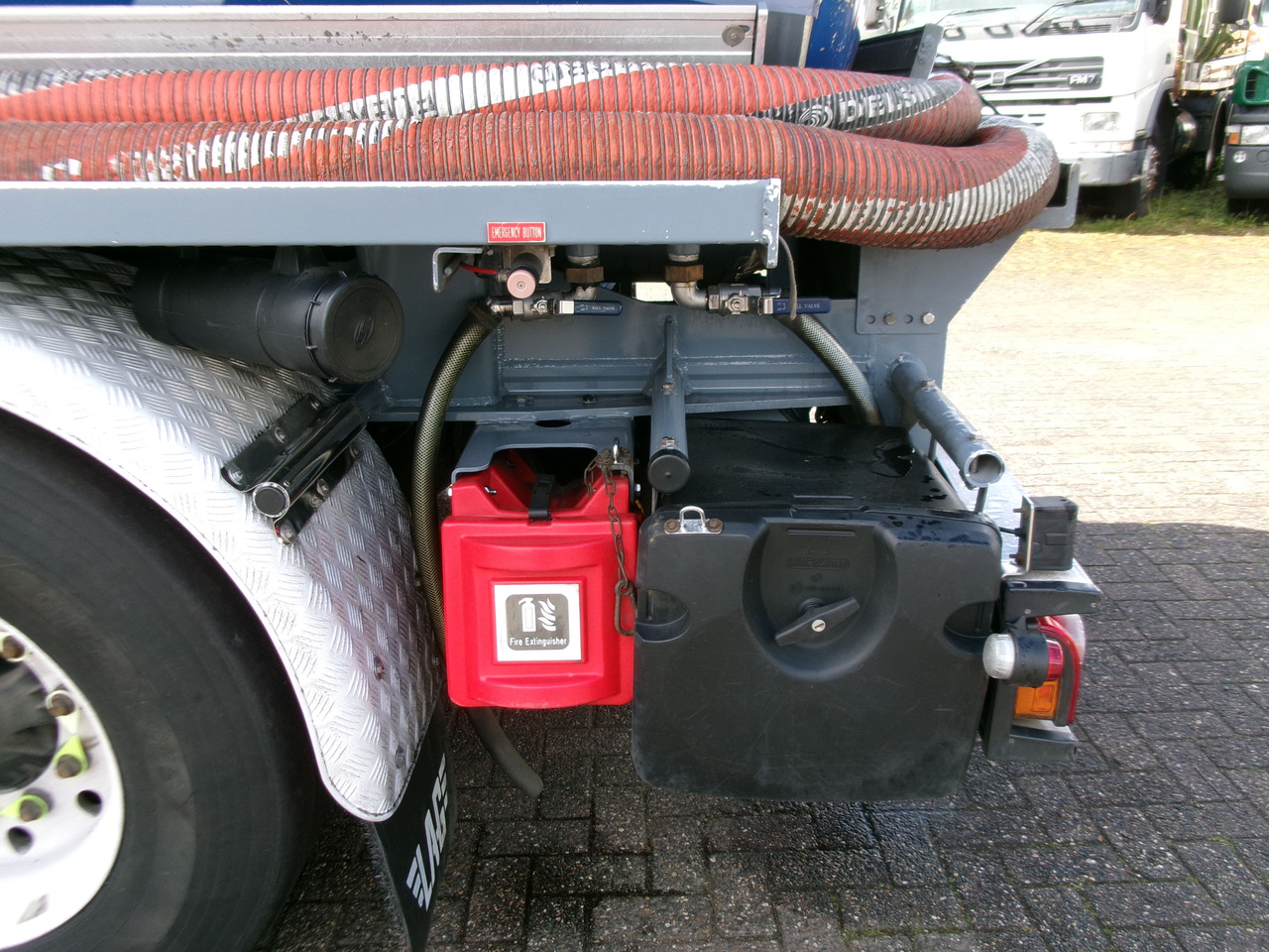 Tanksemi for transport av drivstoff L.A.G. Fuel tank alu 44.5 m3 / 6 comp + pump: bilde 8