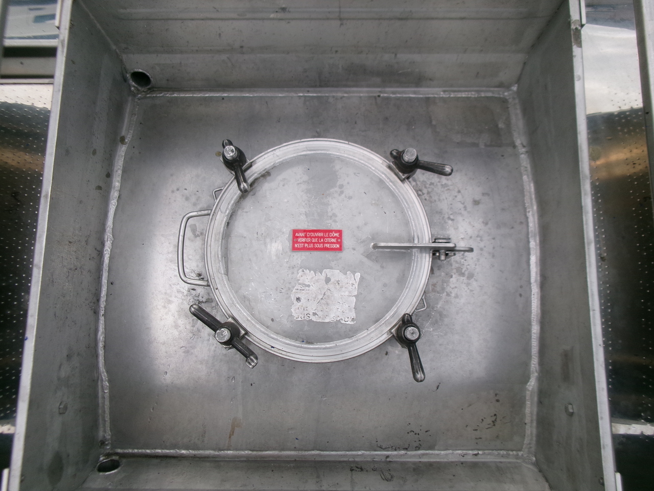 Tanksemi for transport av kjemikalier Magyar Chemical tank inox 32.5 m3 / 1 comp: bilde 24