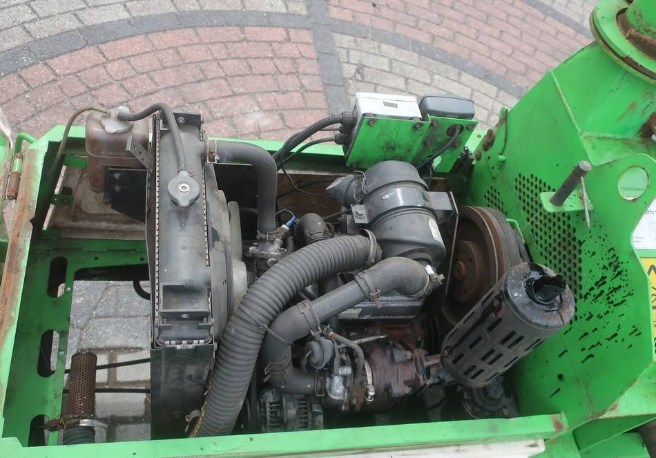 Leie Greenmech Wood Chipper Diesel (engine issue)  Greenmech Wood Chipper Diesel (engine issue): bilde 10