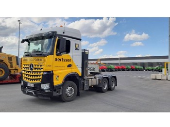 Trekkvogn Mercedes-Benz Arocs 3348s