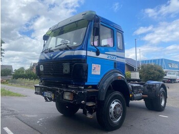 Trekkvogn Mercedes-Benz SK 2038 V8 MANUAL 4x4 STEEL SUSPENSION