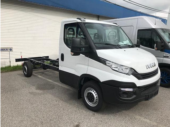 Chassis lastebil IVECO Daily 35s18