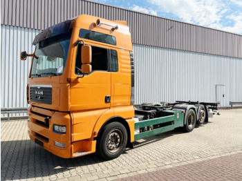 Container-transport/ Vekselflak lastebil MAN TGA 26.440