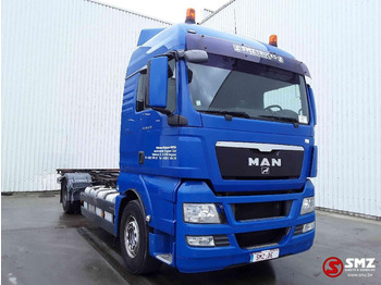 Container-transport/ Vekselflak lastebil MAN TGX 18.440