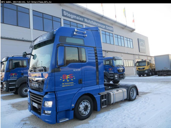 Lastebil med kjøl MAN TGX 18.500