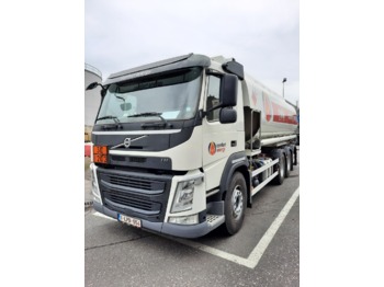 Tankbil VOLVO FM