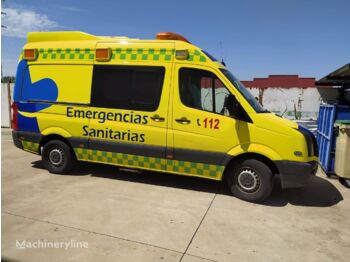 VOLKSWAGEN CRAFTER AMBULACIA SVA - Ambulanse
