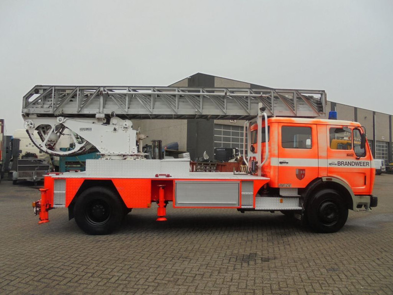 Brannbil Mercedes-Benz SK 1617 + Manual + PTO + Ladder + Fire Truck: bilde 6