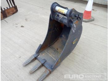  Unused Strickland 18" Digging Bucket 50mm Pin to suit 6-8 Ton Excavator - Skuffe