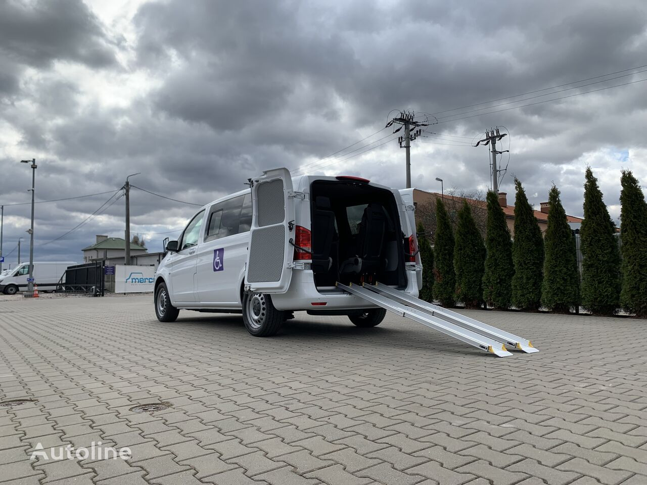 Ny Kassebil, Varebil med dobbelt førerhus Mercedes-Benz eVito: bilde 35