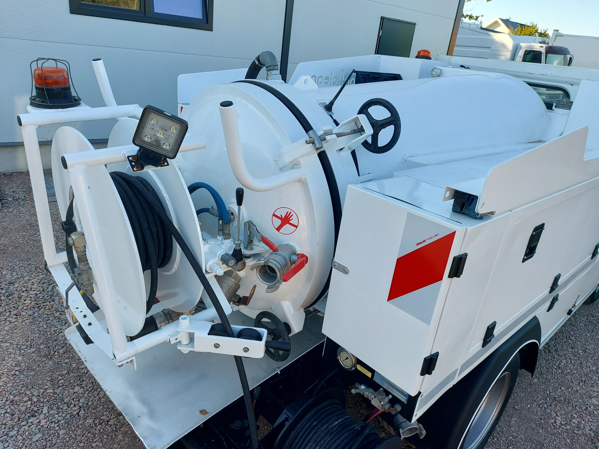 AUTO TECHNIK - Utility-/ Spesiell maskiner NISSAN undefined: bilde 30